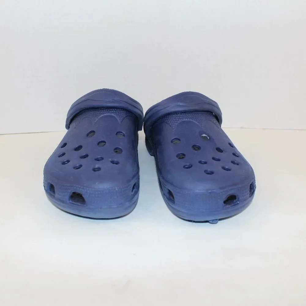 Slip on shoes for unisex size 9